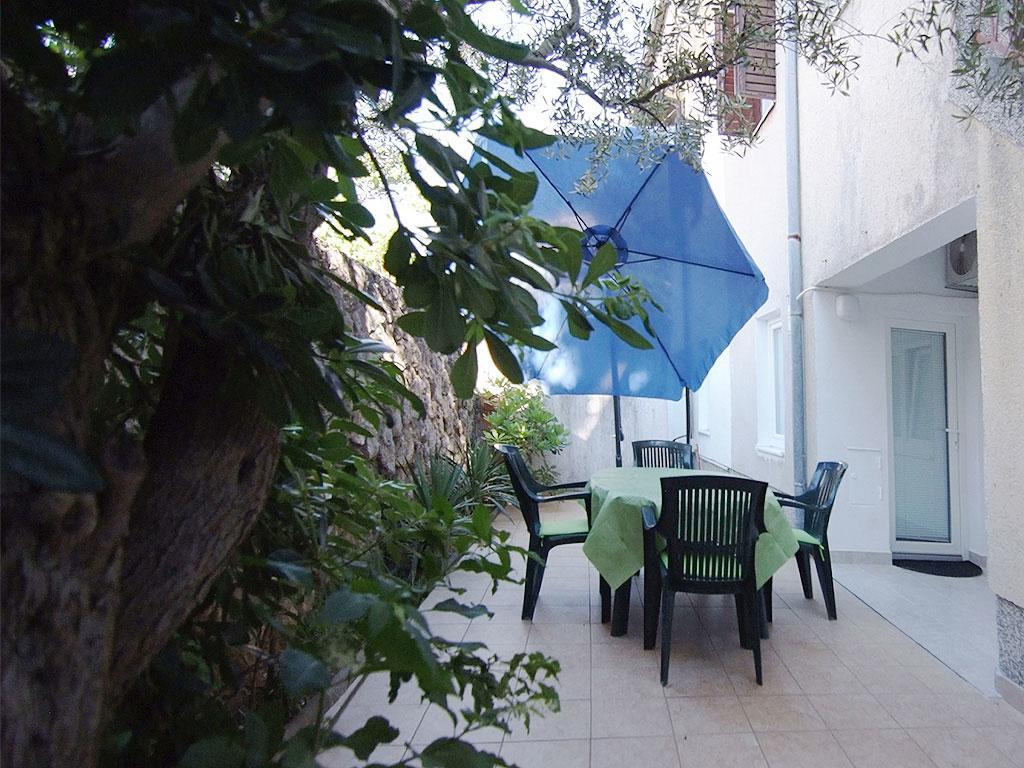Apartments Bader Krk Town Esterno foto